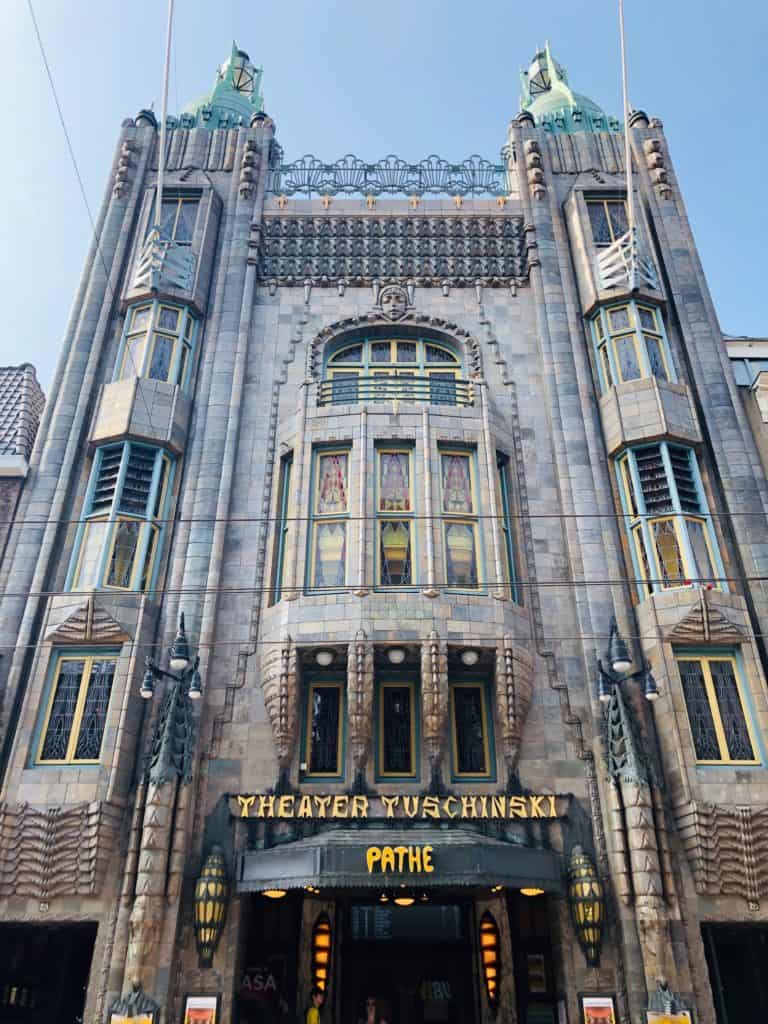 ruas de Amsterdam - Teatro Tuschinsky