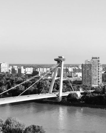 Bratislava Ponte UFO